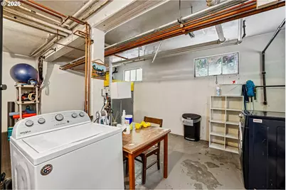 2250 NE Flanders St #1, Portland, OR 97232 - Photo 27