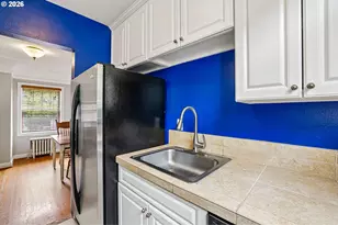 2250 NE Flanders St, Portland, OR 97232 - Photo 15