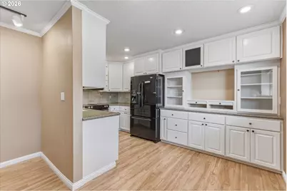 1310 River Rd #9, Longview, WA 98632 - Photo 5