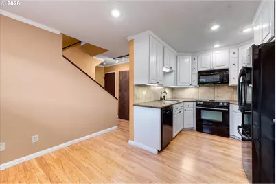 1310 River Rd #9, Longview, WA 98632 - Photo 9