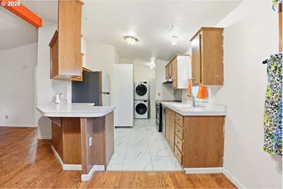 21400 SE Stark St #2, Gresham, OR 97030 - Photo 11