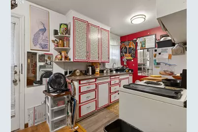 908 W 39th St, Vancouver, WA 98660 - Photo 25