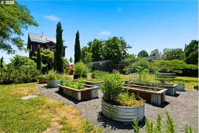 16200 NW Gillihan Rd, Portland, OR 97231 - Photo 7