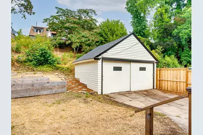 3915 NE Stanton St, Portland, OR 97212 - Photo 45