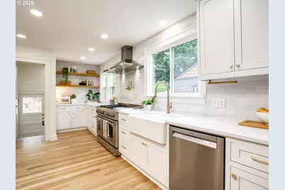 3915 NE Stanton St, Portland, OR 97212 - Photo 15
