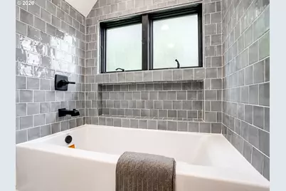 3915 NE Stanton St, Portland, OR 97212 - Photo 31