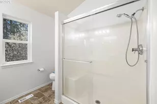 5572 NW 165th Pl, Portland, OR 97229 - Photo 25