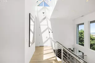 424 NW MacLeay Blvd, Portland, OR 97210 - Photo 7