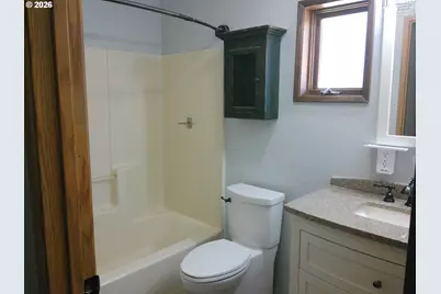 345 Zeigler Ct, Roseburg, OR 97471 - Photo 9
