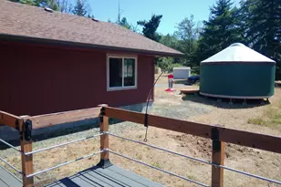 345 Zeigler Ct, Roseburg, OR 97471 - Photo 13