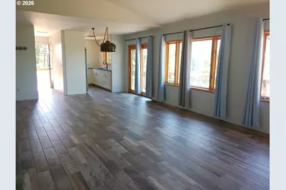 345 Zeigler Ct, Roseburg, OR 97471 - Photo 7