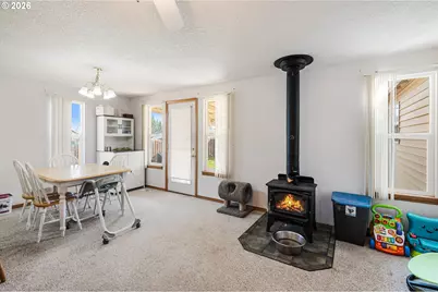 843 10th Ct, Lafayette, OR 97127 - Photo 13