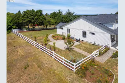 717 Seabird Dr SW, Bandon, OR 97411 - Photo 43