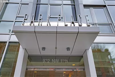 922 NW 11th Ave #602, Portland, OR 97209 - Photo 29