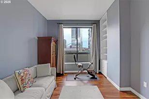 922 NW 11th Ave, Portland, OR 97209 - Photo 23