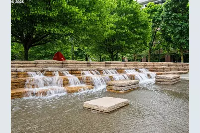 922 NW 11th Ave #602, Portland, OR 97209 - Photo 27