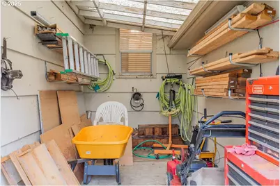 190 Hunsaker Ln, Eugene, OR 97404 - Photo 27