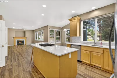 101 W Johanna Ct, Newberg, OR 97132 - Photo 11