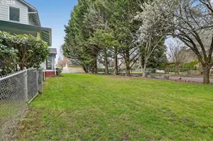 101 W Johanna Ct, Newberg, OR 97132 - Photo 43