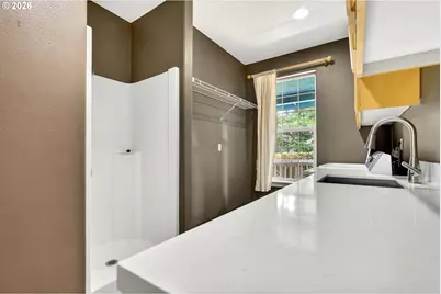 101 W Johanna Ct, Newberg, OR 97132 - Photo 21