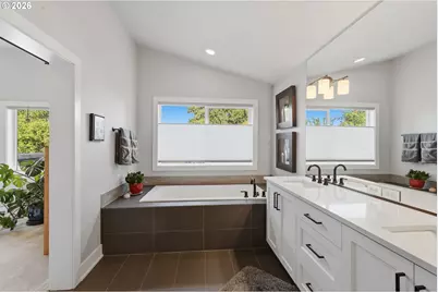 6436 NE 31st Ave, Portland, OR 97211 - Photo 15