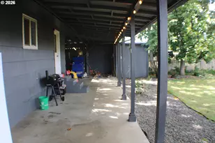 911 Harlan St, Roseburg, OR 97471 - Photo 29