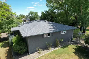 911 Harlan St, Roseburg, OR 97471 - Photo 33