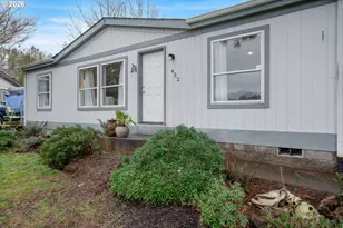 452 Carol St, Lowell, OR 97452 - Photo 3