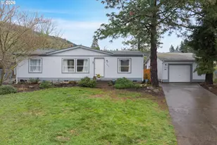 452 Carol St, Lowell, OR 97452 - Photo 5