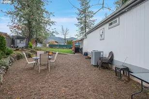 452 Carol St, Lowell, OR 97452 - Photo 33