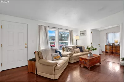 452 Carol St, Lowell, OR 97452 - Photo 7