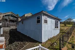 918 NE Malheur Ave, Roseburg, OR 97470 - Photo 33