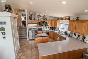918 NE Malheur Ave, Roseburg, OR 97470 - Photo 9