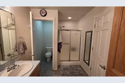 918 NE Malheur Ave, Roseburg, OR 97470 - Photo 19