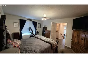 918 NE Malheur Ave, Roseburg, OR 97470 - Photo 17