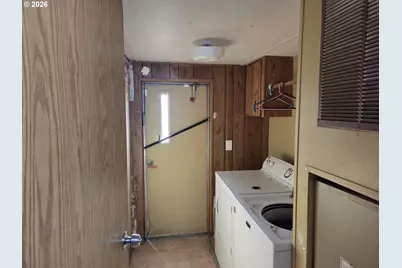 208 Burma Rd, Castle Rock, WA 98611 - Photo 17