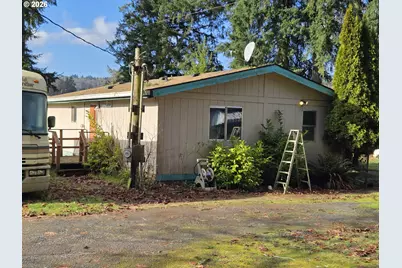 208 Burma Rd, Castle Rock, WA 98611 - Photo 3