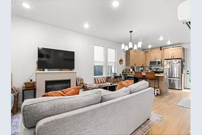 6039 SE Lambert St, Portland, OR 97206 - Photo 5