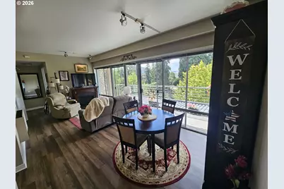 701 Columbia St #404, Vancouver, WA 98660 - Photo 5