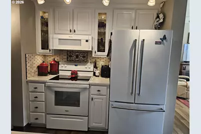701 Columbia St #404, Vancouver, WA 98660 - Photo 9