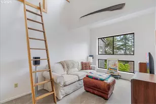 4451 Golden Ln, Lake Oswego, OR 97035 - Photo 33