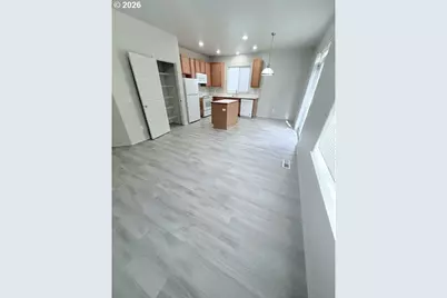 4220 SE Russell St, Hillsboro, OR 97123 - Photo 9