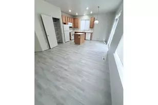 4220 SE Russell St, Hillsboro, OR 97123 - Photo 9