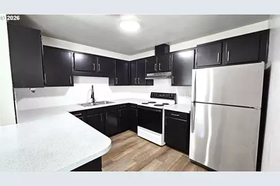 908 Pioneer, Ridgefield, WA 98642 - Photo 9