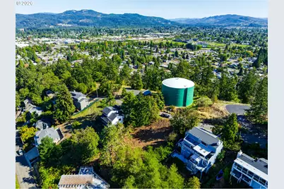 Summit Blvd, Springfield, OR 97477 - Photo 9