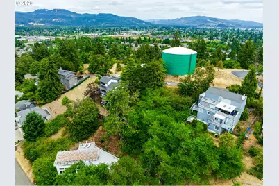 Summit Blvd, Springfield, OR 97477 - Photo 15