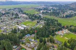 1595 N Henry St, Coquille, OR 97423 - Photo 35