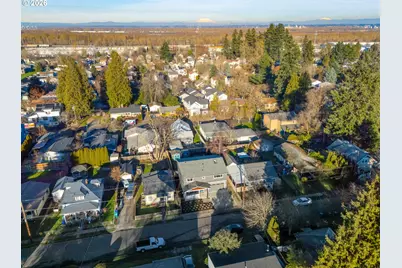 8407 N Hartman St, Portland, OR 97203 - Photo 45