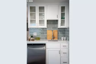 8407 N Hartman St, Portland, OR 97203 - Photo 11