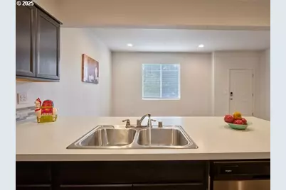 2135 NE Four Seasons Ln, Vancouver, WA 98684 - Photo 9